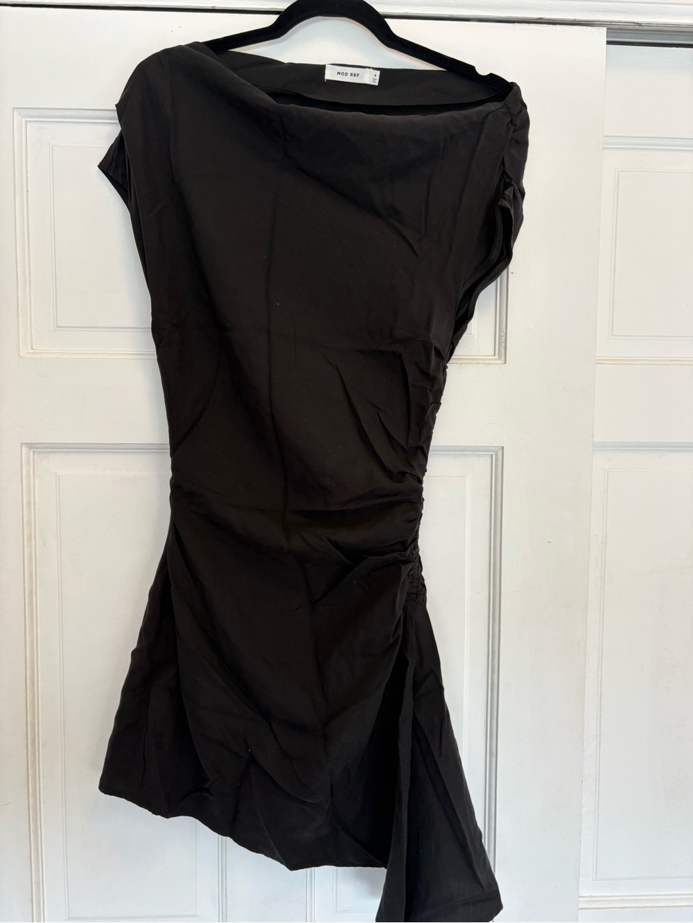 Mod Ref Black One-Shoulder Ruched Asymmetric Dress